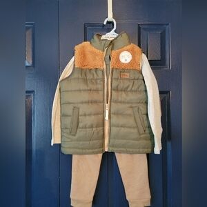 Eddie Bauer Green Puffer Vest with Brown Sherpa